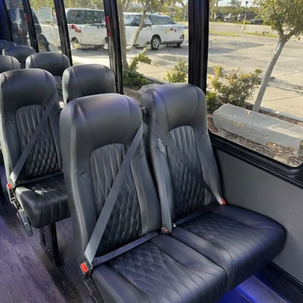 clifton 25 passenger minibus rental