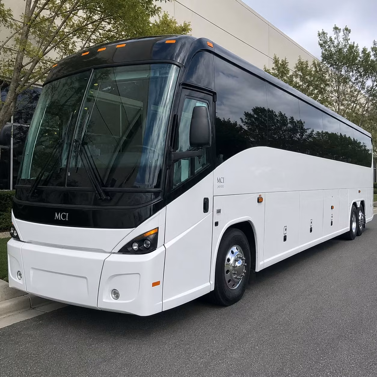 clifton employee shuttle services that keep your workforce moving every single day
