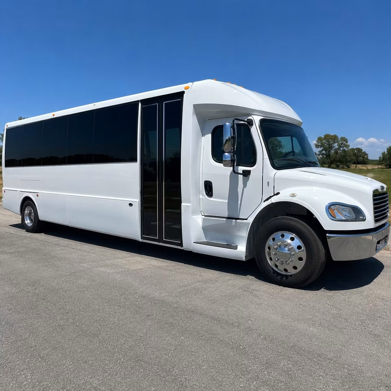 minibus rentals for clifton groups heading to prudential center and barclays center