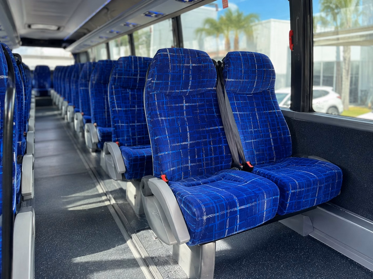 why clifton couples trust cliftoncharterbus com to handle wedding day group transportation